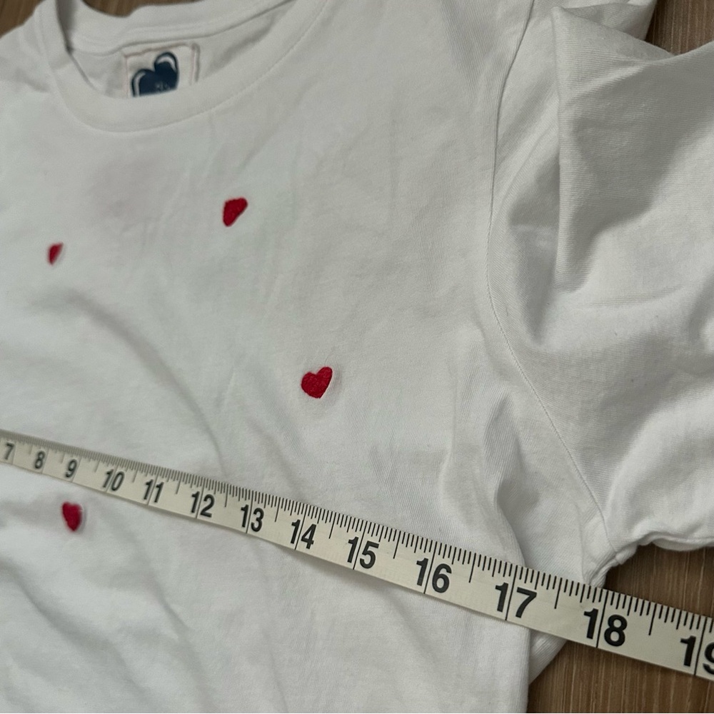 ♥️Just Madison Hearts Tee - White with Red Heart Embroidery - Size Small - Picture 6 of 9